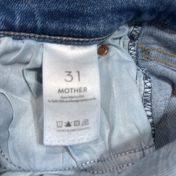 Mother jeans Mid Rise Dazzler ankle fray. Size 31 stretches -runs like 29-31 - Picture 2 of 5
